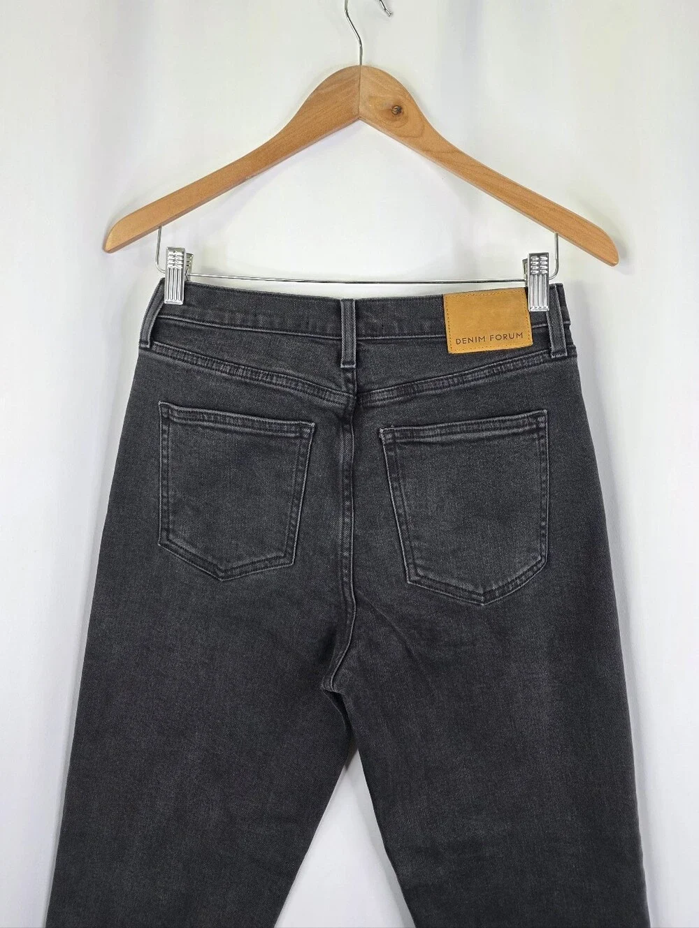 Aritzia Denim Forum Womens 27 The Arlo High Rise Straight Denim Jeans Button Fly